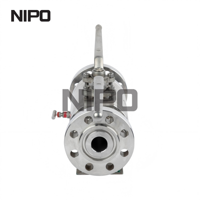Double Ball Ball Valve With Double Bolck And Bleed